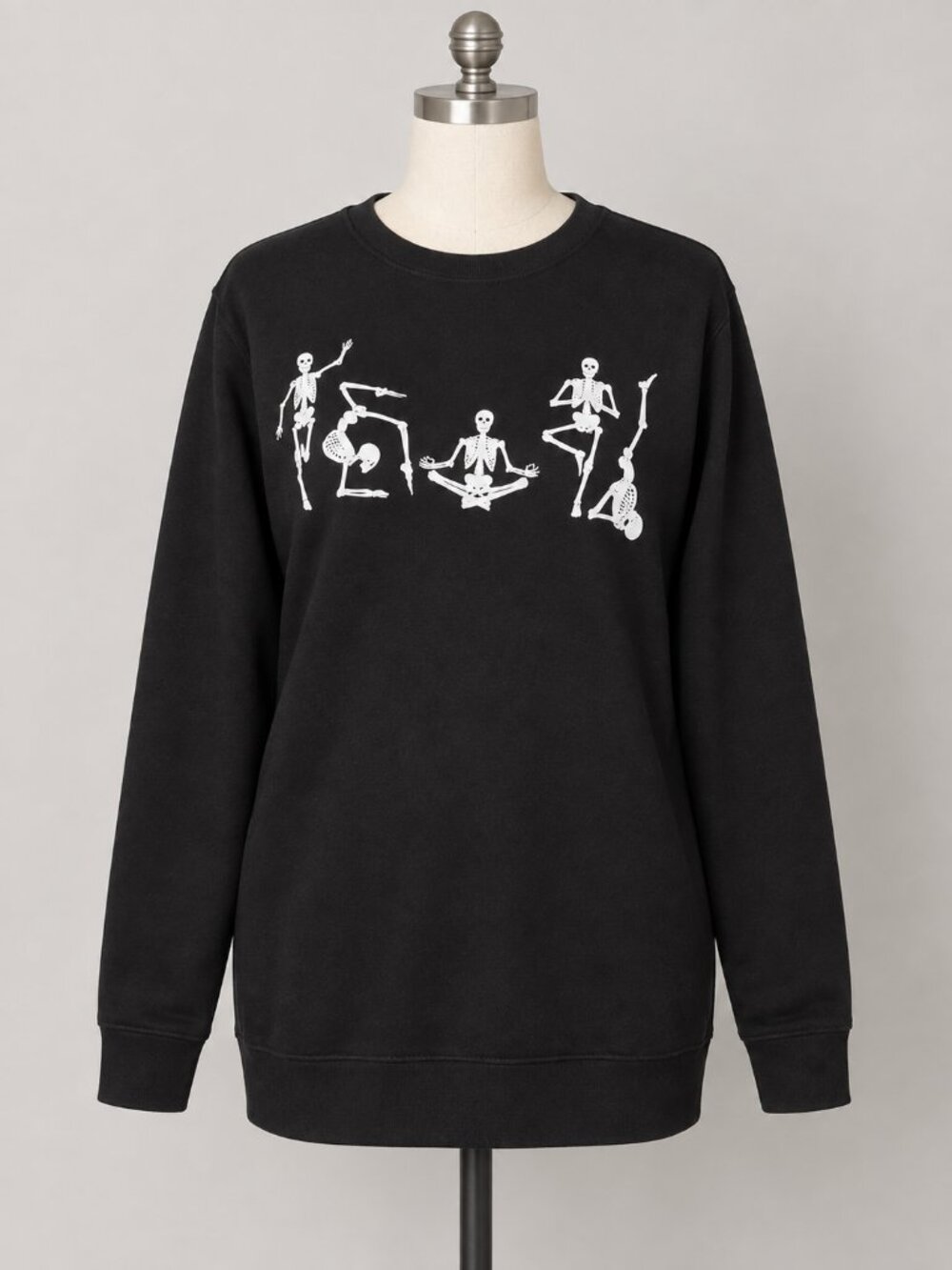 NEW NWT Black YOGA Skeleton Poses Halloween Fall Long Loose Fleece Sweatshirt LG